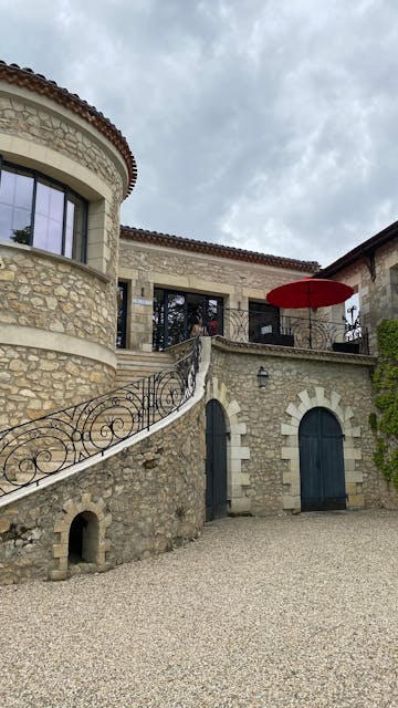 Tasting room of Château Beau-Séjour Bécot